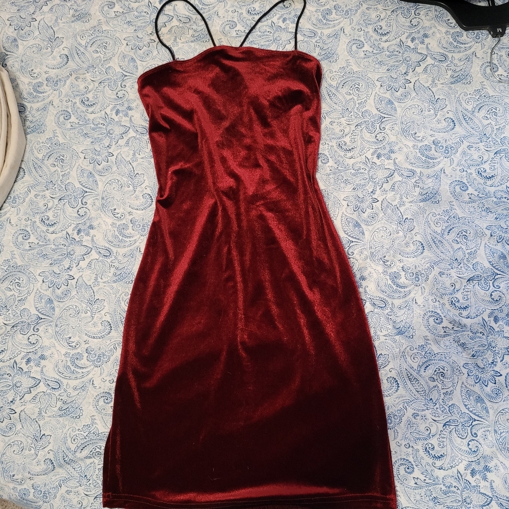 🟣 Red Bodycon Dress